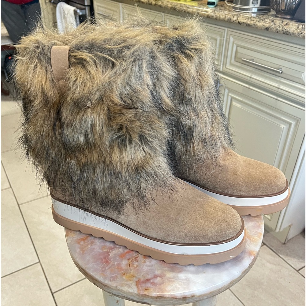 Steve Madden platform Faux Fur Lined Women's Boots - Brown
